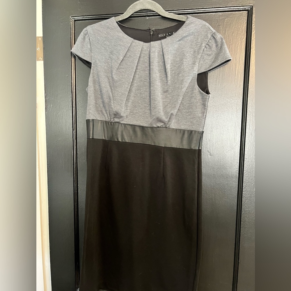 Tiana/ Black and Gray Shift Dress